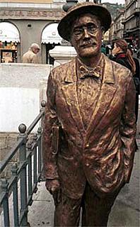 Statue of James Joyce