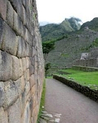 Picture by The Ant : Inca Walls, Machu Picchu