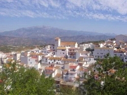 Picture by BambÃƒÆ’Ã‚º resort : the village of Iznate